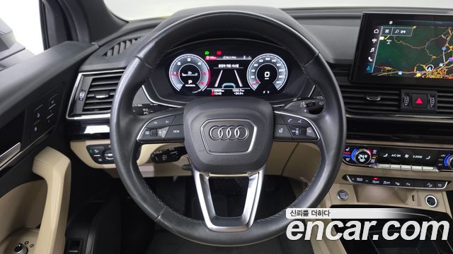 Audi Q5 2022 — photo 20