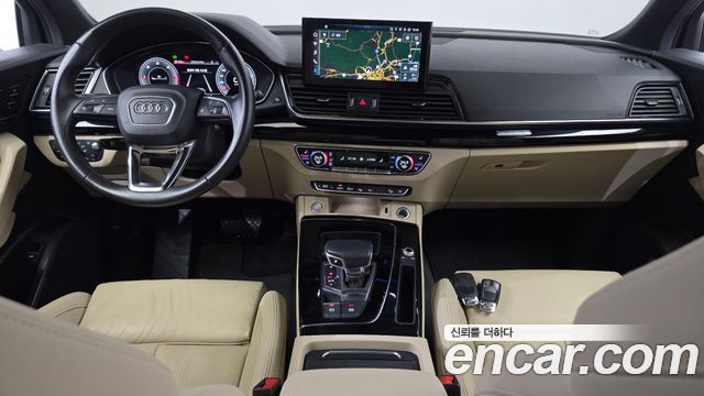 Audi Q5 2022 — photo 27