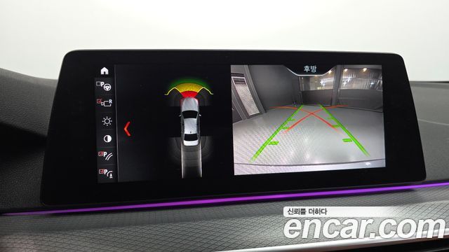 BMW 5-Series 2018 — photo 15