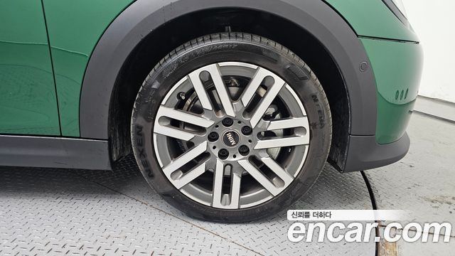 Mini Cooper 2025 — photo 7