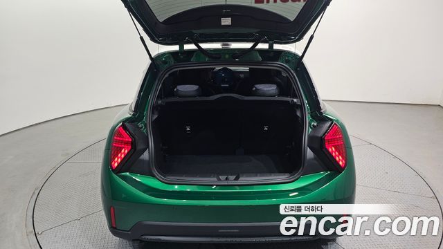Mini Cooper 2025 — photo 29