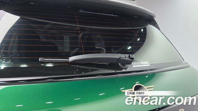 Mini Cooper 2025 — photo 30
