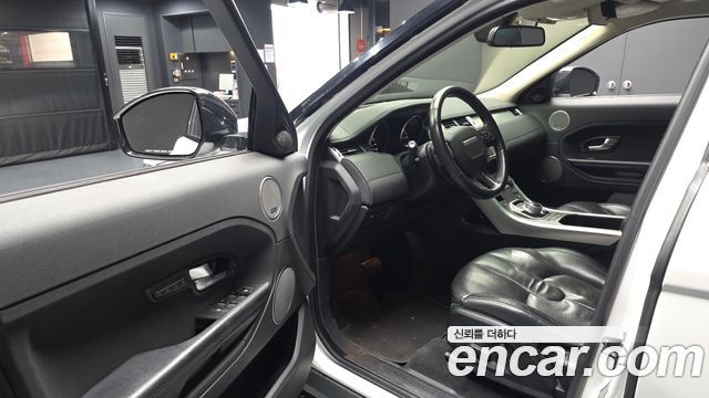 Land Rover Range Rover Evoque 2015 — photo 10