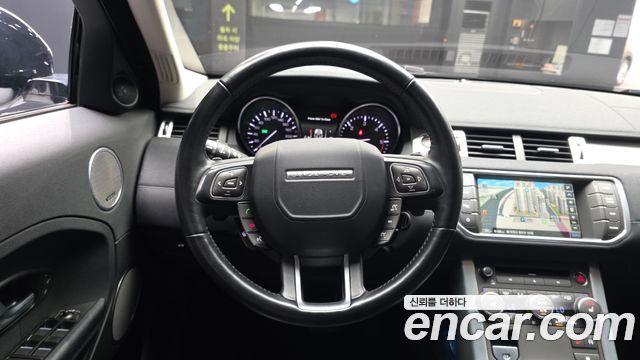 Land Rover Range Rover Evoque 2015 — photo 12