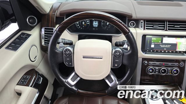 Land Rover Range Rover 2017 — photo 13