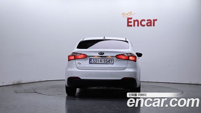 Kia K3 2015 — photo 4