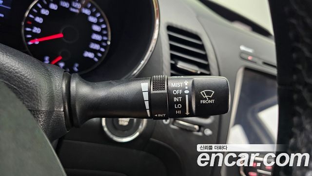 Kia K3 2015 — photo 29