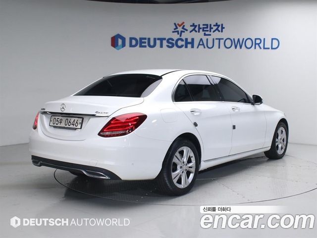 Mercedes-Benz C-Class 2016 — photo 2