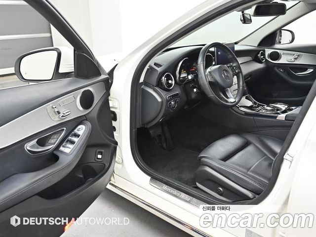 Mercedes-Benz C-Class 2016 — photo 11