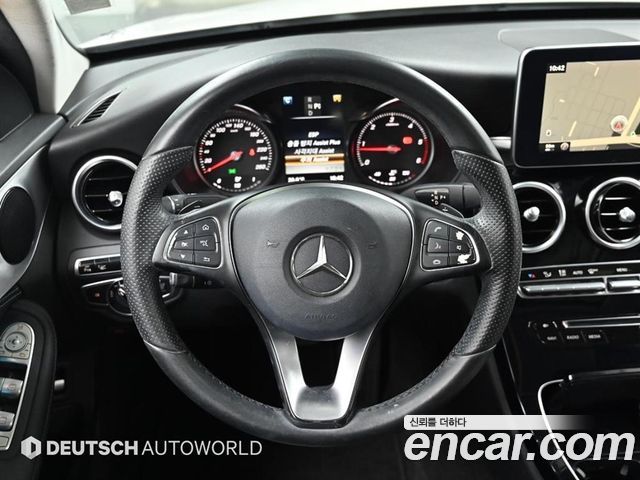 Mercedes-Benz C-Class 2016 — photo 13