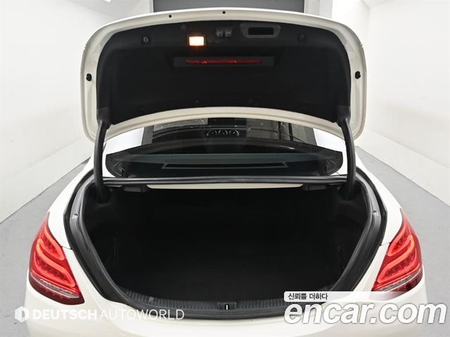 Mercedes-Benz C-Class 2016 — photo 18
