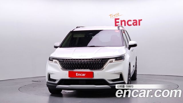 Kia Canival 2023 — photo 3