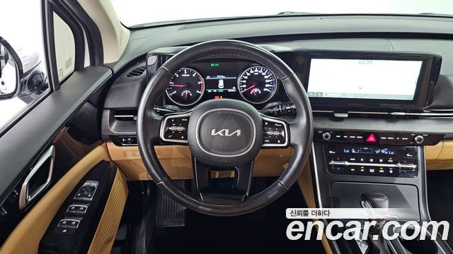 Kia Canival 2023 — photo 13