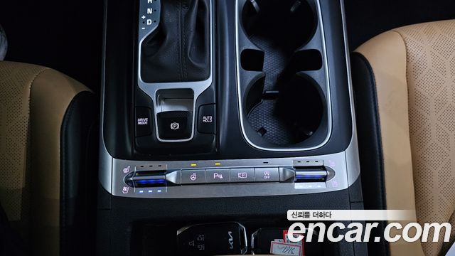 Kia Canival 2023 — photo 18