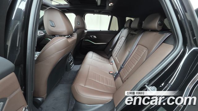 BMW 3-Series 2026 — photo 18