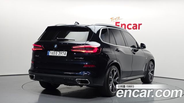 BMW X5 2023 — photo 2