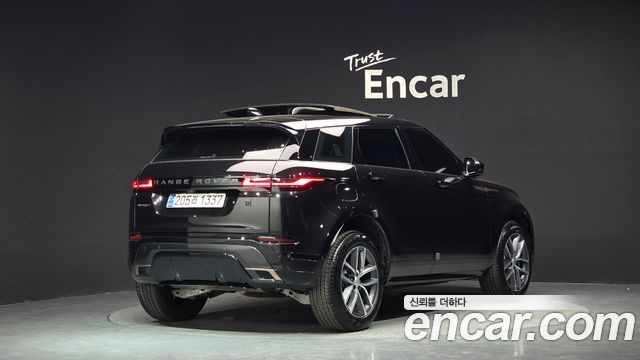 Land Rover Range Rover Evoque 2024 — photo 2