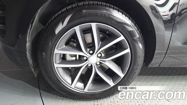 Land Rover Range Rover Evoque 2024 — photo 5