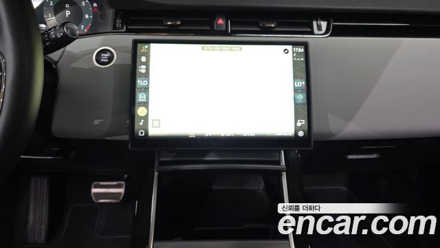 Land Rover Range Rover Evoque 2024 — photo 19