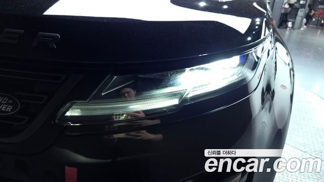 Land Rover Range Rover Evoque 2024 — photo 8