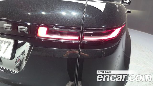 Land Rover Range Rover Evoque 2024 — photo 9