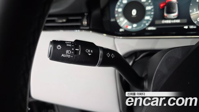 Land Rover Range Rover Evoque 2024 — photo 29