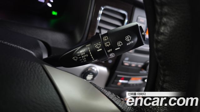 KG Mobility KORANDO 2011 — photo 16