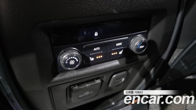 Chevrolet Korea Traverse 2020 — photo 28