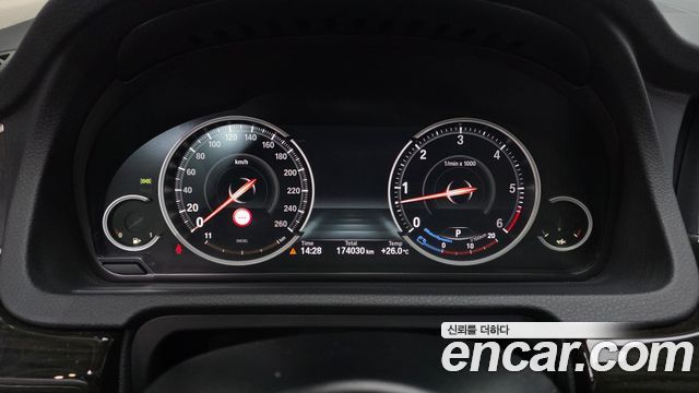 BMW Gran Turismo 2016 — photo 8