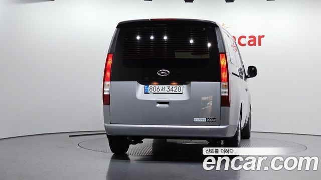 Hyundai Staria 2022 — photo 4