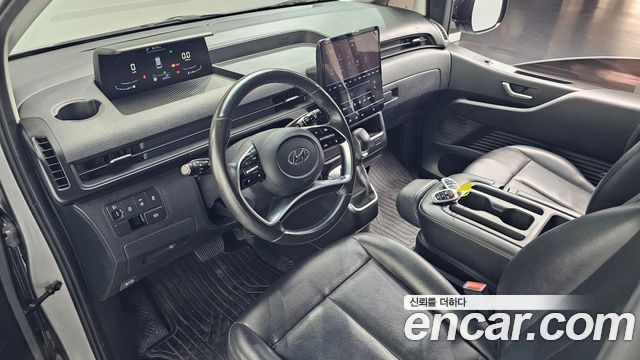 Hyundai Staria 2022 — photo 7