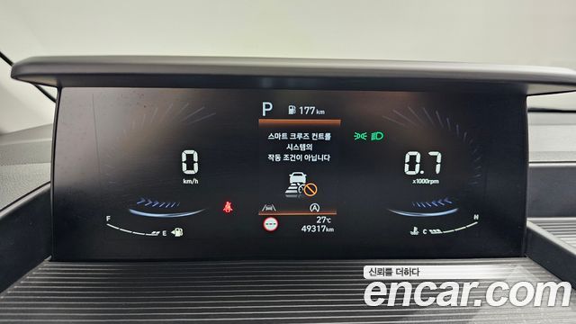 Hyundai Staria 2022 — photo 8