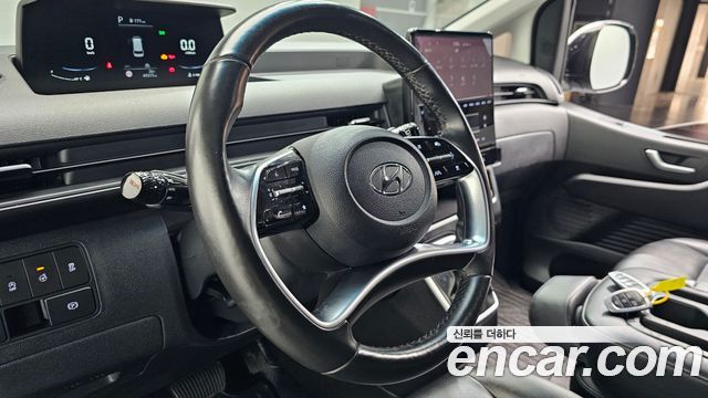 Hyundai Staria 2022 — photo 12