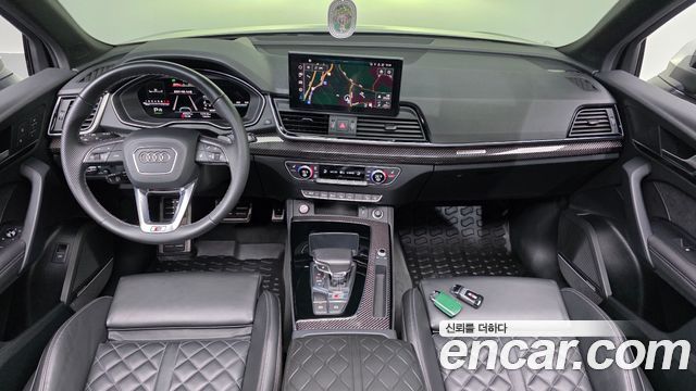 Audi SQ5 2023 — photo 10