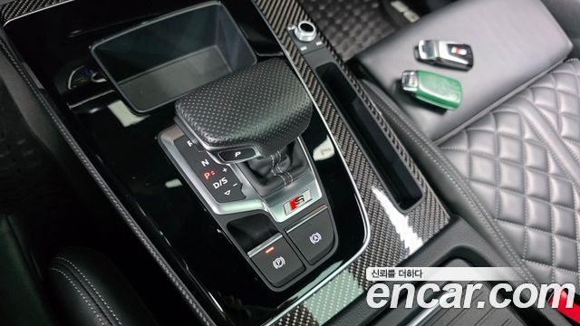 Audi SQ5 2023 — photo 12