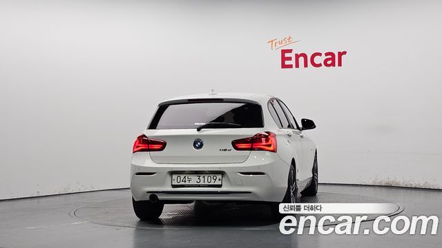 BMW 1-Series 2018 — photo 4