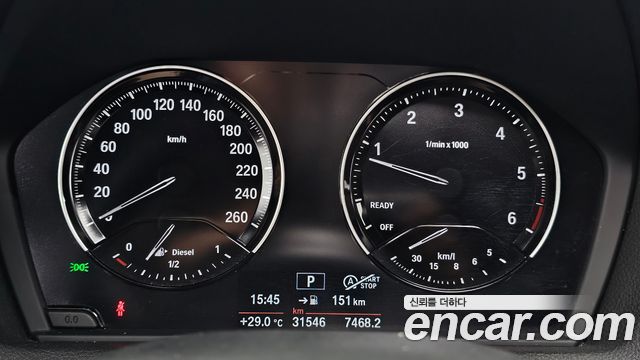BMW 1-Series 2018 — photo 11