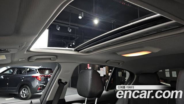 BMW 1-Series 2018 — photo 25