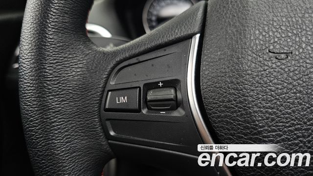 BMW 1-Series 2018 — photo 30