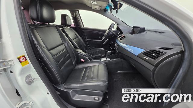 Renault Korea SM3 2016 — photo 10