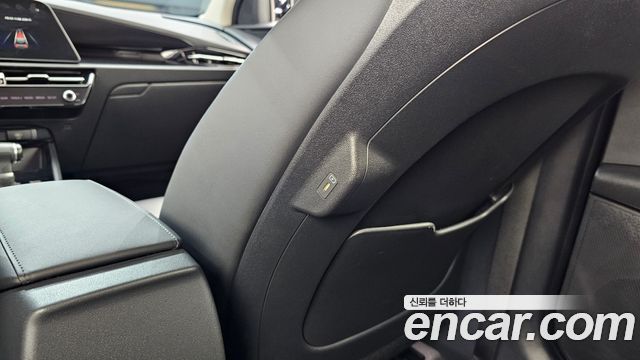 Kia Niro 2022 — photo 28