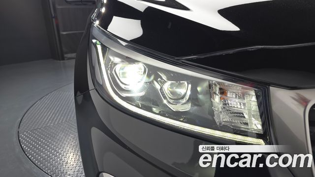 Kia Canival 2020 — photo 8