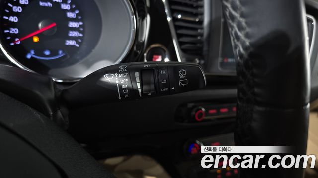 Kia Canival 2020 — photo 29