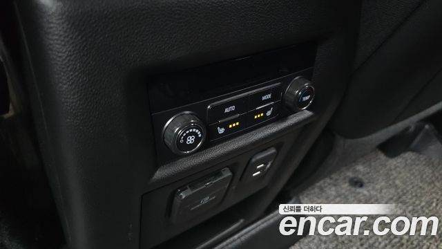 Chevrolet Korea Traverse 2020 — photo 24