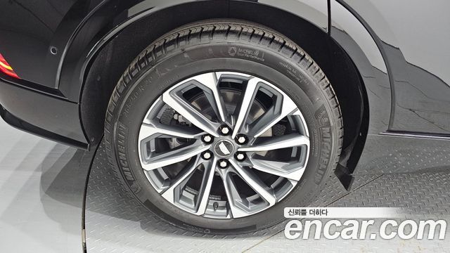 Cadillac Lyriq 2024 — photo 5
