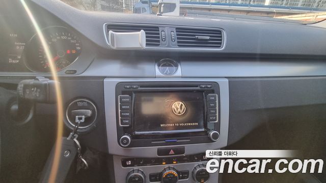Volkswagen CC 2014 — photo 17
