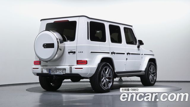 Mercedes-Benz G-Class 2025 — photo 2