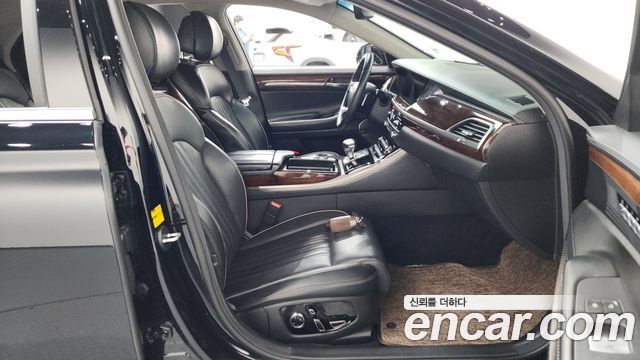 Genesis EQ900 2017 — photo 11