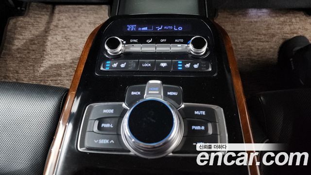Genesis EQ900 2017 — photo 17