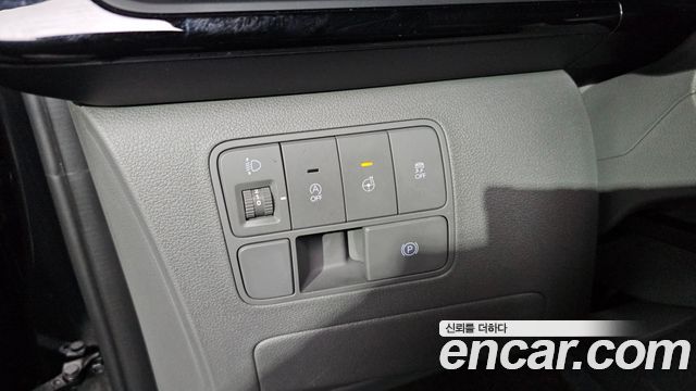 Hyundai Staria 2022 — photo 22